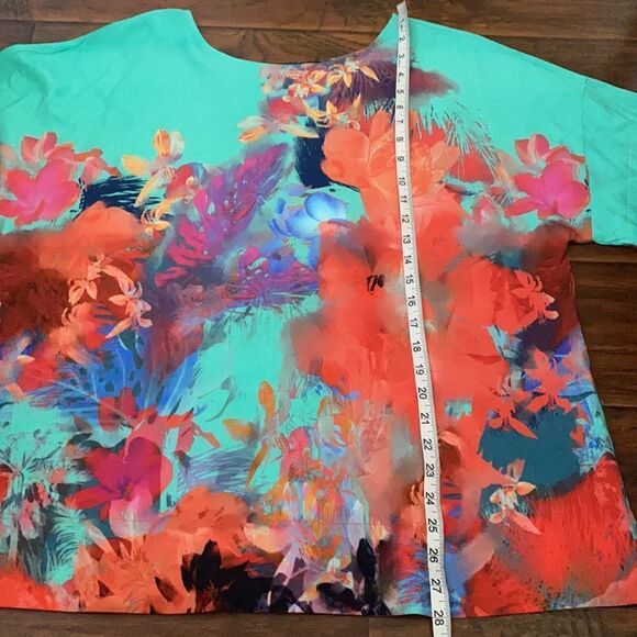 Soft Surroundings Floral Print Feminine Casual Modern Top Art To Wear Boho - Picture 6 of 9